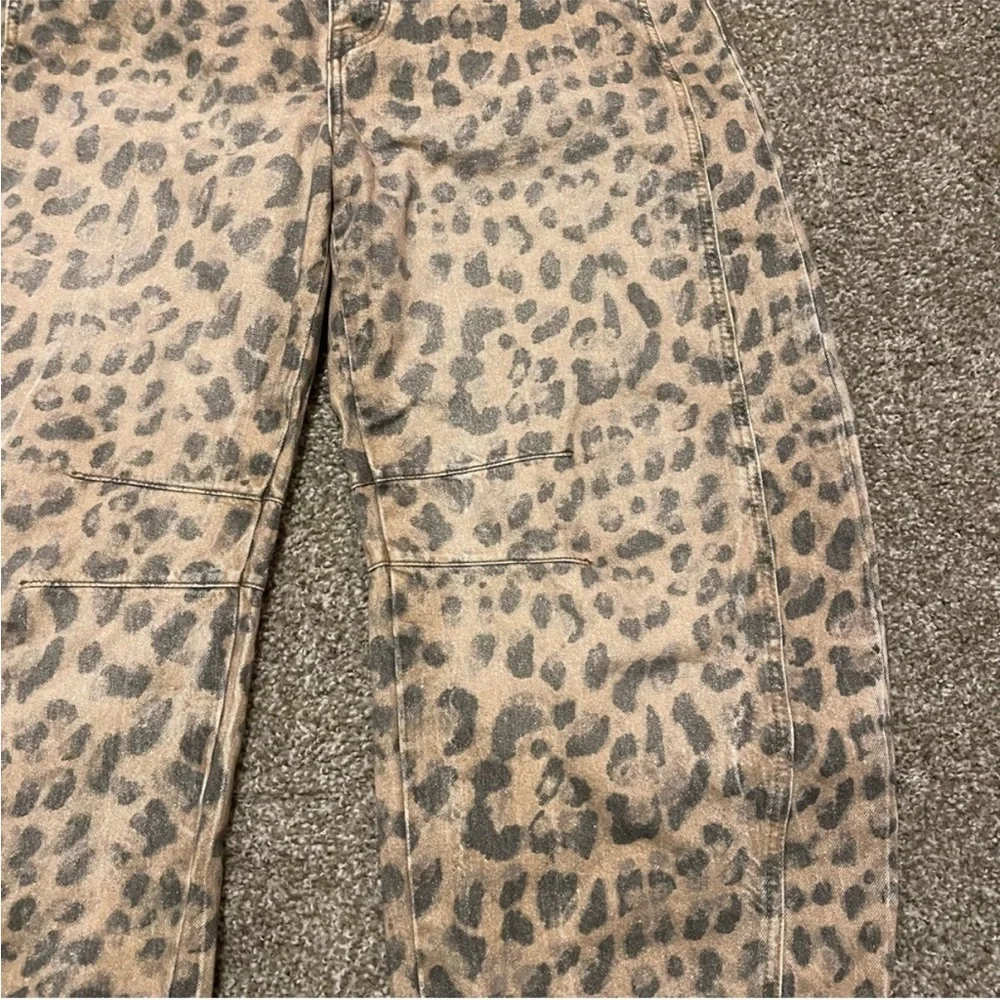 We The Free leopard good luck mid rise barrel - Picture 3 of 5